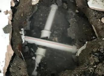 新野阳台漏水维修公司为您分享楼上楼下漏水怎么处理